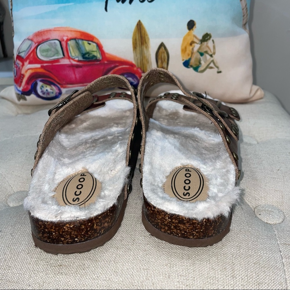 Scoop Women's Brown Studded Faux Shearling Double Strap Sandals Size 9 - Picture 5 of 12